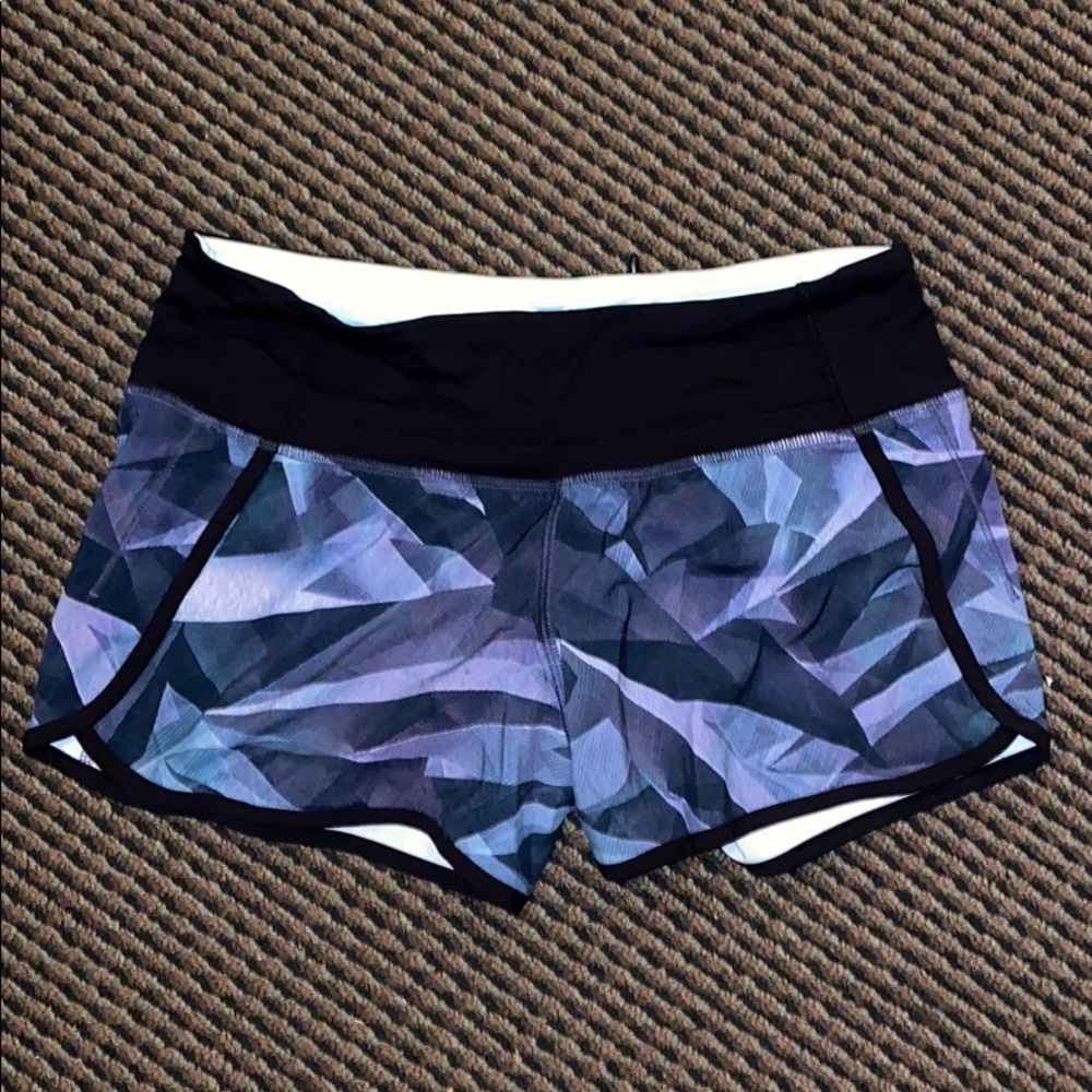 lululemon shorts size 4